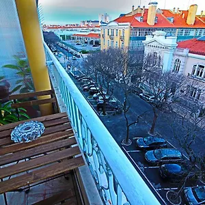 Residencial Duque De Saldanha Гостевой дом Лиссабон